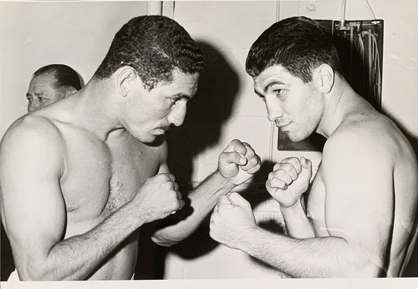 FERNANDEZ, FLORENTINO-JOE DENUCCI WIRE PHOTO (1963-SQUARING OFF)