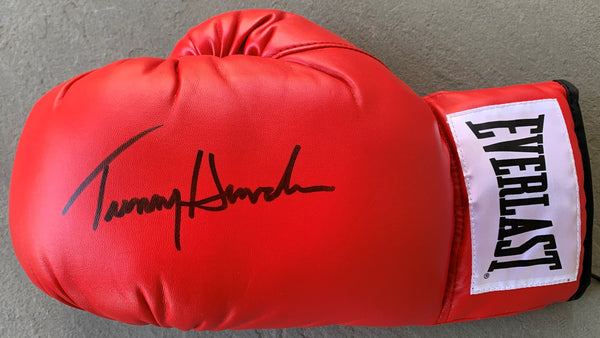 HUNSAKER, TUNNEY SIGNED BOXING GLOVE (BECKETT)