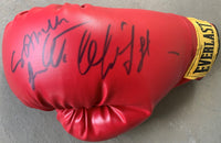 KLITSCHKO, WLADIMIR & SAMUEL PETER SIGNED BOXING GLOVE JSA AUTHENTICATED)