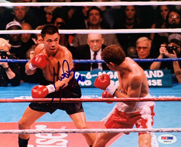 TSZYU, KOSTYA SIGNED PHOTO (PSA/DNA)