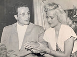 LAMOTTA, JAKE & VICKI LAMOTTA ORIGINAL WIRE PHOTO (1949-AFTER THE CERDAN FIGHT)