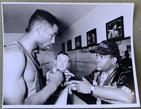 LEWIS, LENNOX ORIGINAL PHOTOGRAPH (EARLY 1990'S WITHTRAINER)