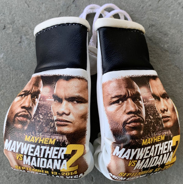 MAYWEATHER, JR., FLOYD-MARCOS MAIDANA II SOUVENIR GLOVES (2014)