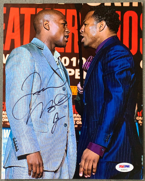 MAYWEATHER, JR., FLOYD SIGNED PHOTO (PSA/DNA AUTHENTICATED)