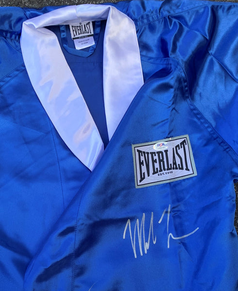 TYSON, MIKE SIGNED BOXING ROBE (PSA/DNA AUTHENTICATED)